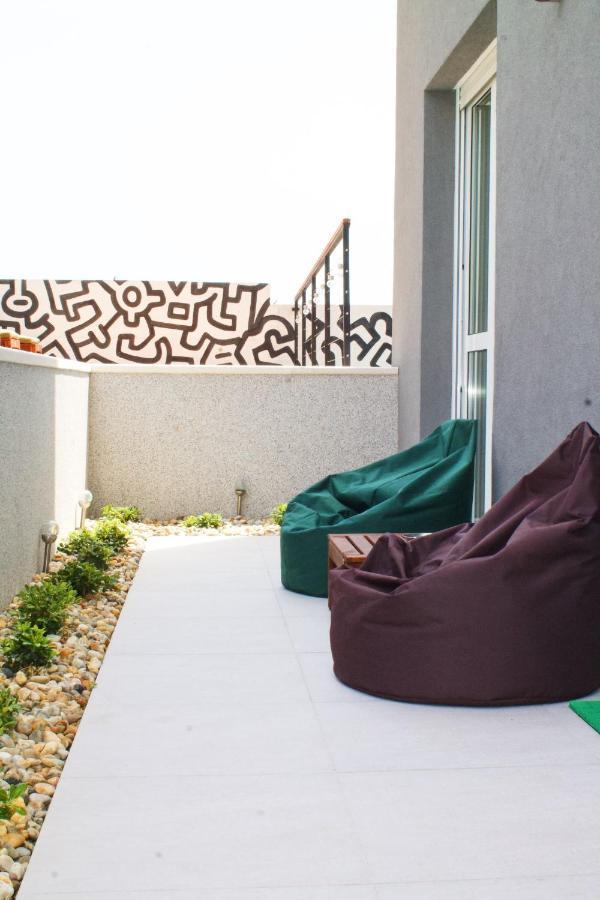 Cozy Seaside Apartment With Pool & Terrace Split Zewnętrze zdjęcie